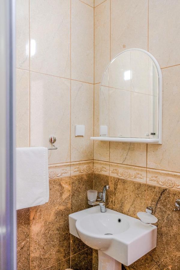 Vila Adriatik Ulcinj Exterior foto